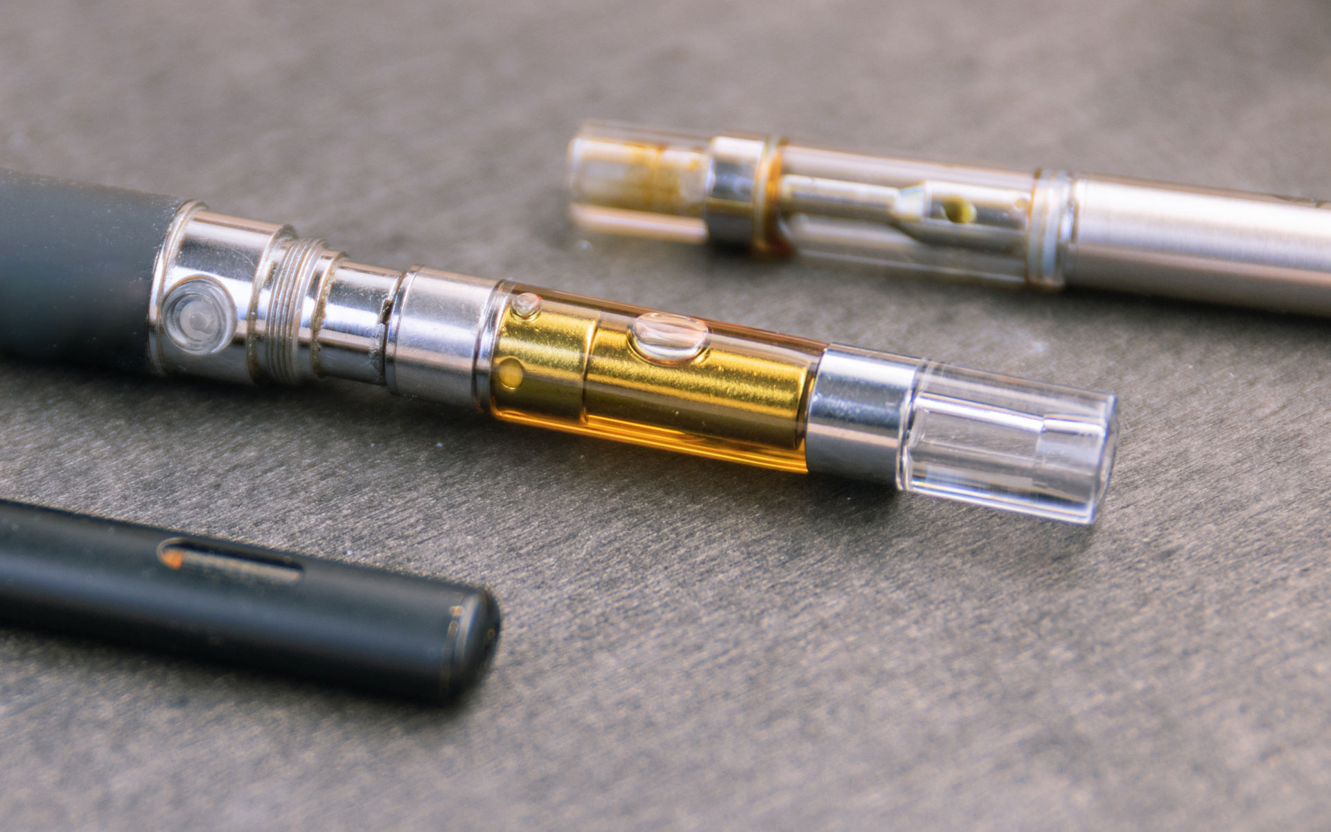 Disposable vs Rechargeable Vape Pens | Your Highness Cannabis