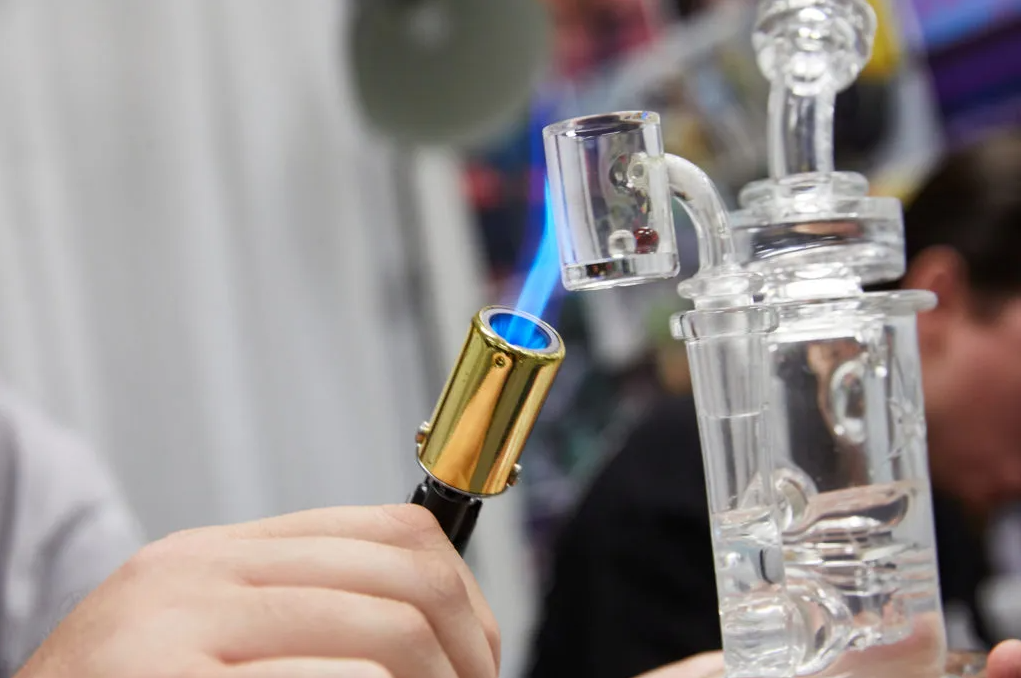 How to Set-up a Dab Rig for Concentrates